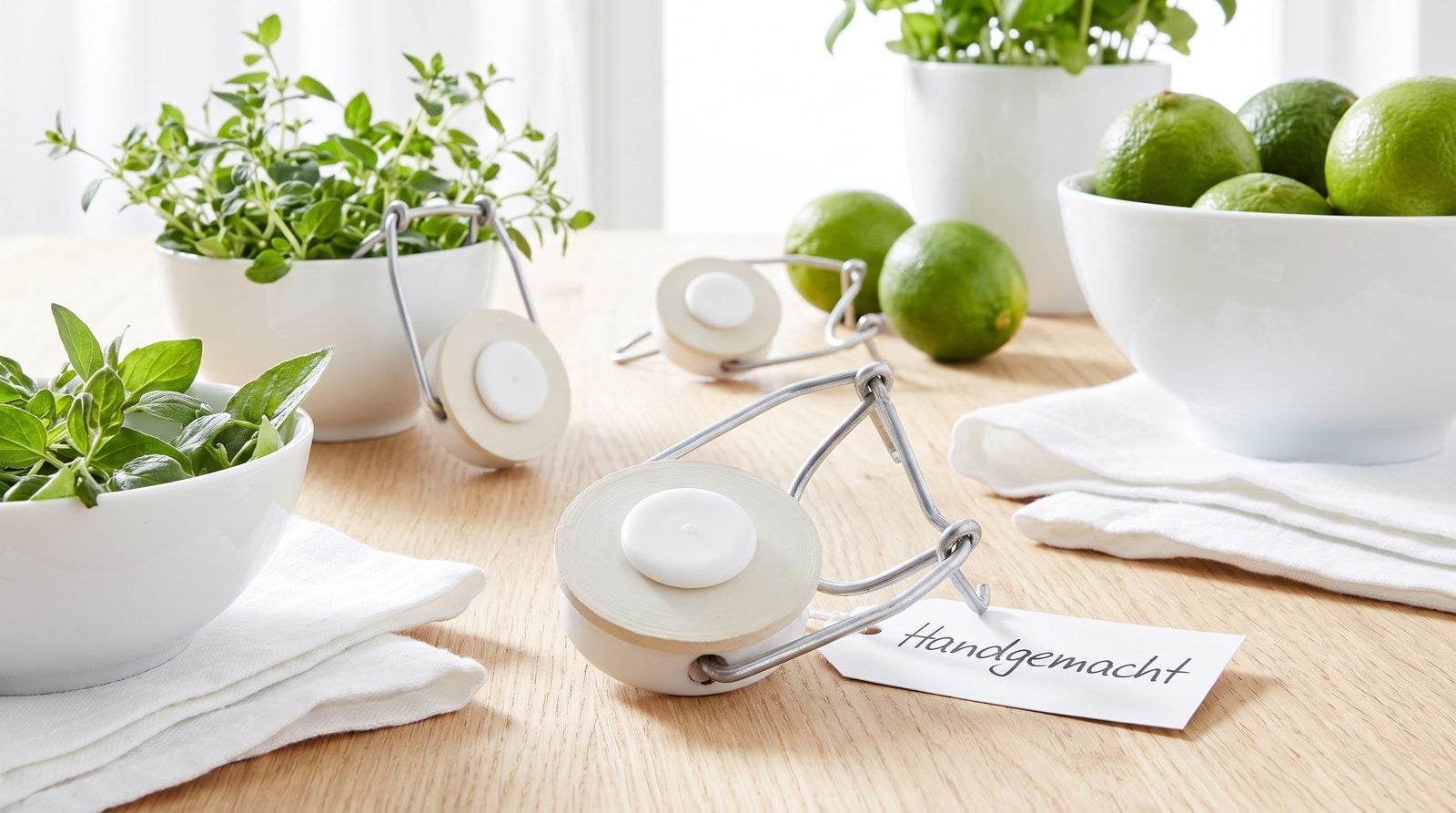 Bügelverschlüsse von Flaschendiscount in der Anwendung