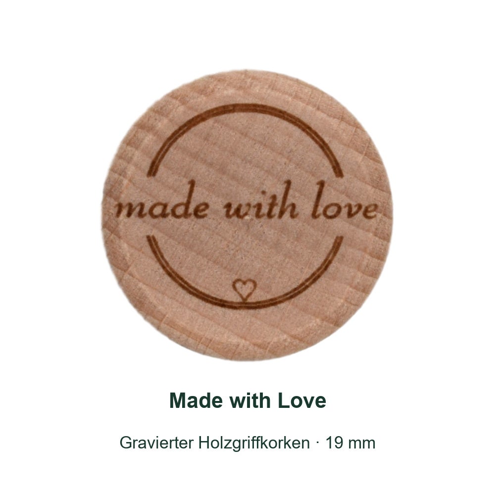 Gravurmotiv made with love auf dem naturfarbenen Holzgriff