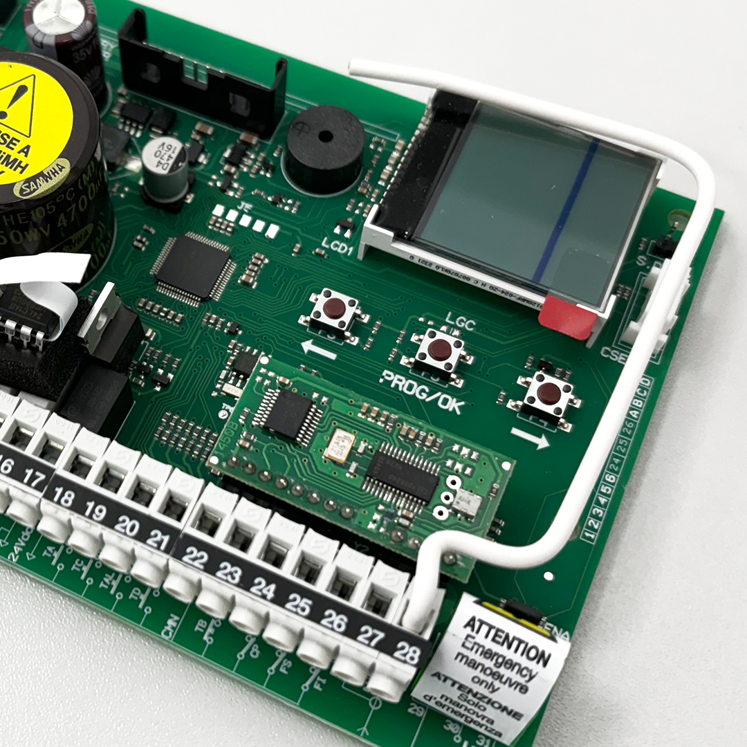 PCB, Platine, LCD-Anzeige, Tasttaster, Anschlussstecker