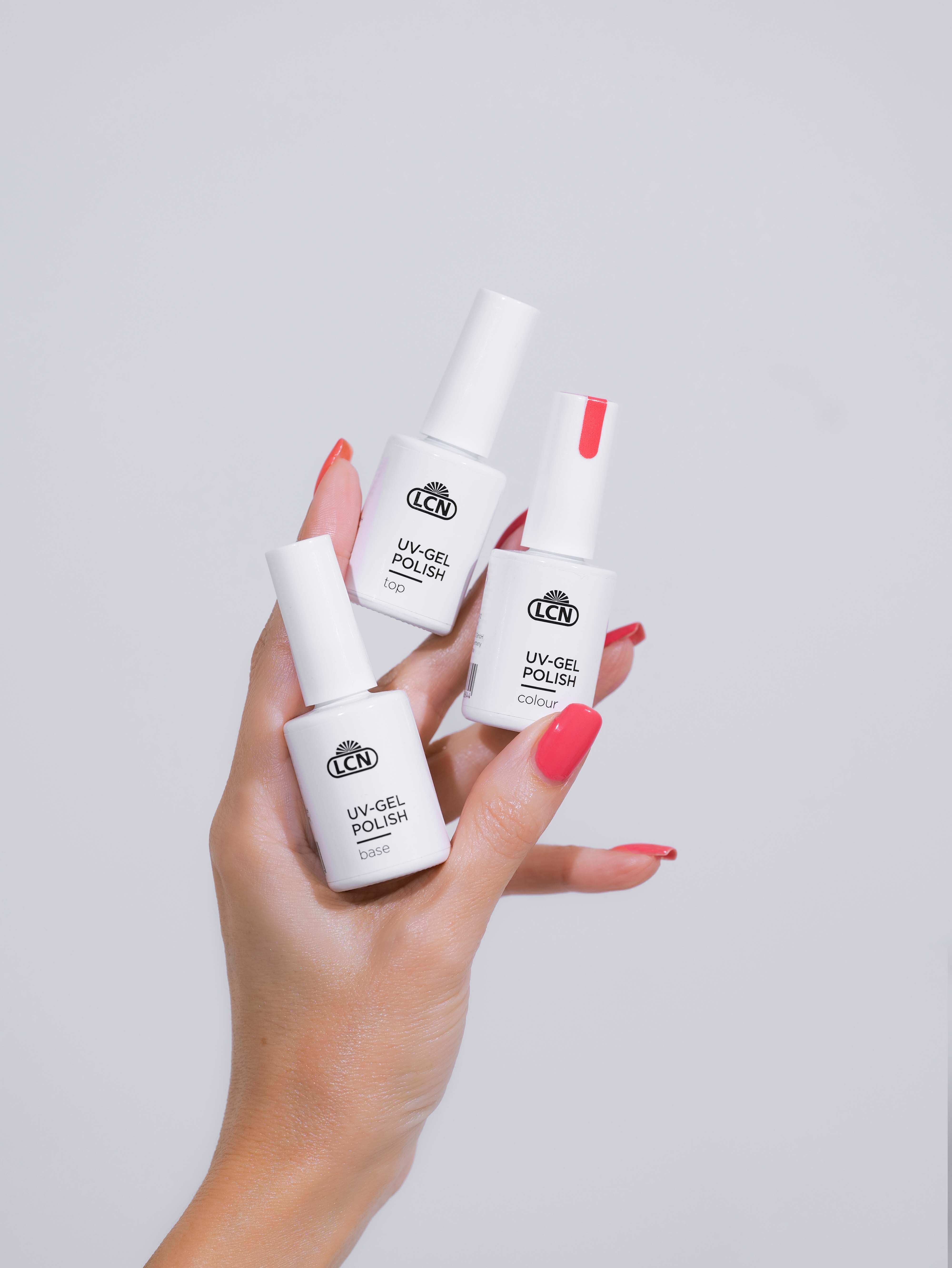 Finger, Hand, Person, Kosmetik, Lippenstift