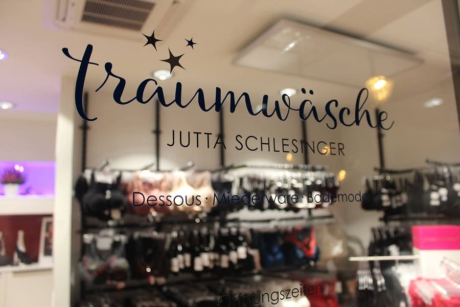 Eingangstür traumwäsche Jutta Schlesinger traumwaesche Jutta Schlesinger