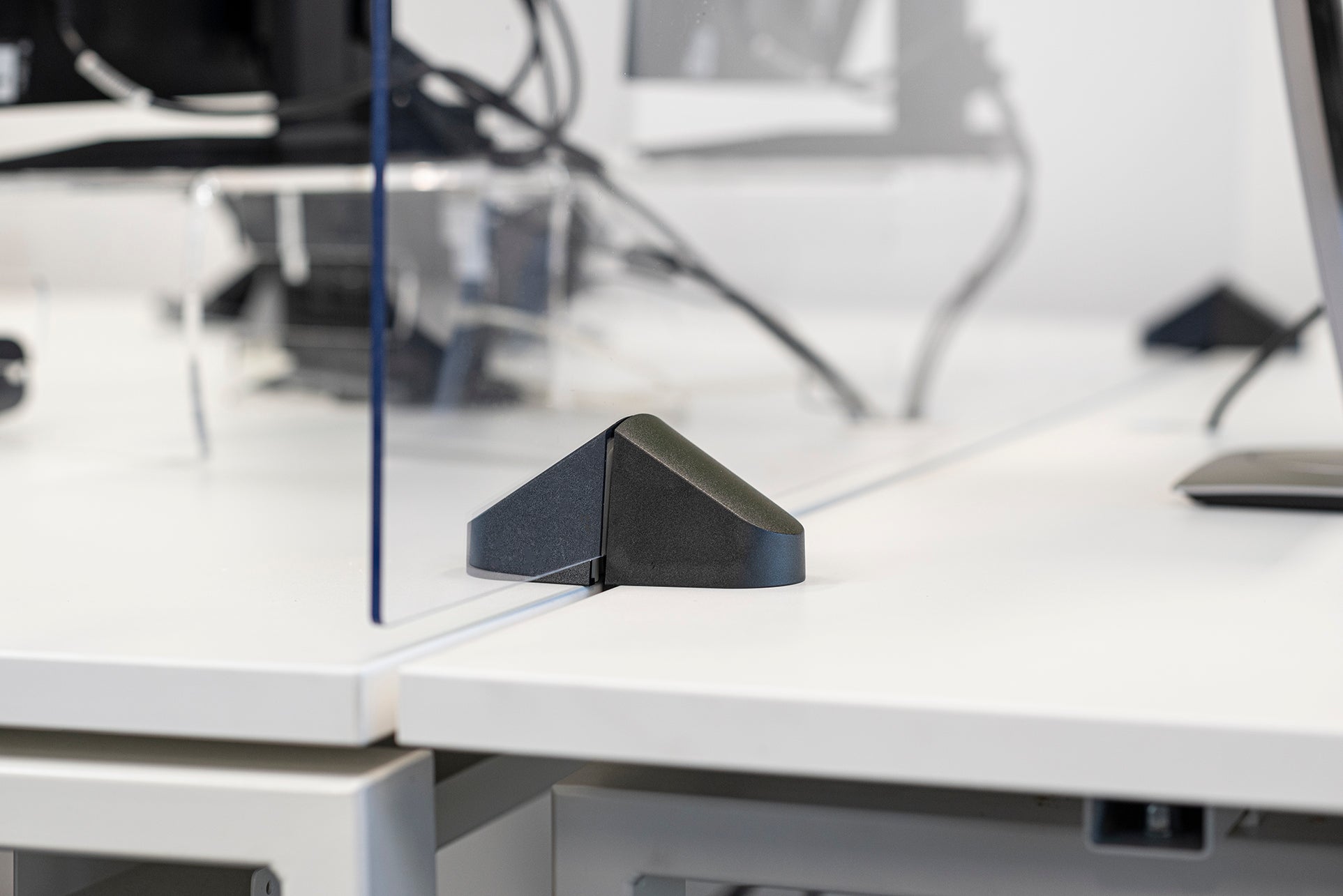 Tisch-Plexiglasscheibe Tisch-Plexiglasscheibe