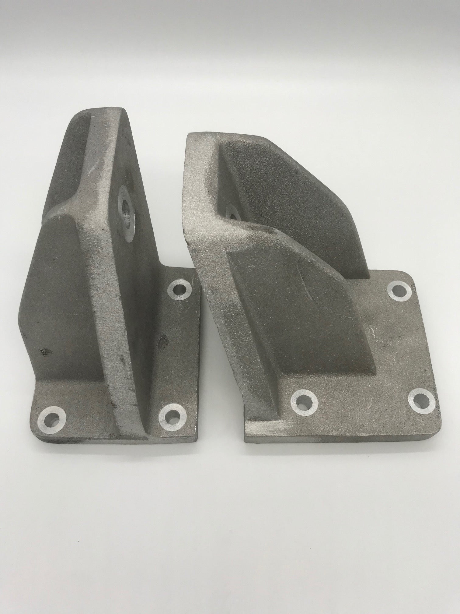 Vordere Motorstützen für Mercedes OM601/602 Bootsmotor Vordere Motorstützen für Mercedes OM601/602 Bootsmotor