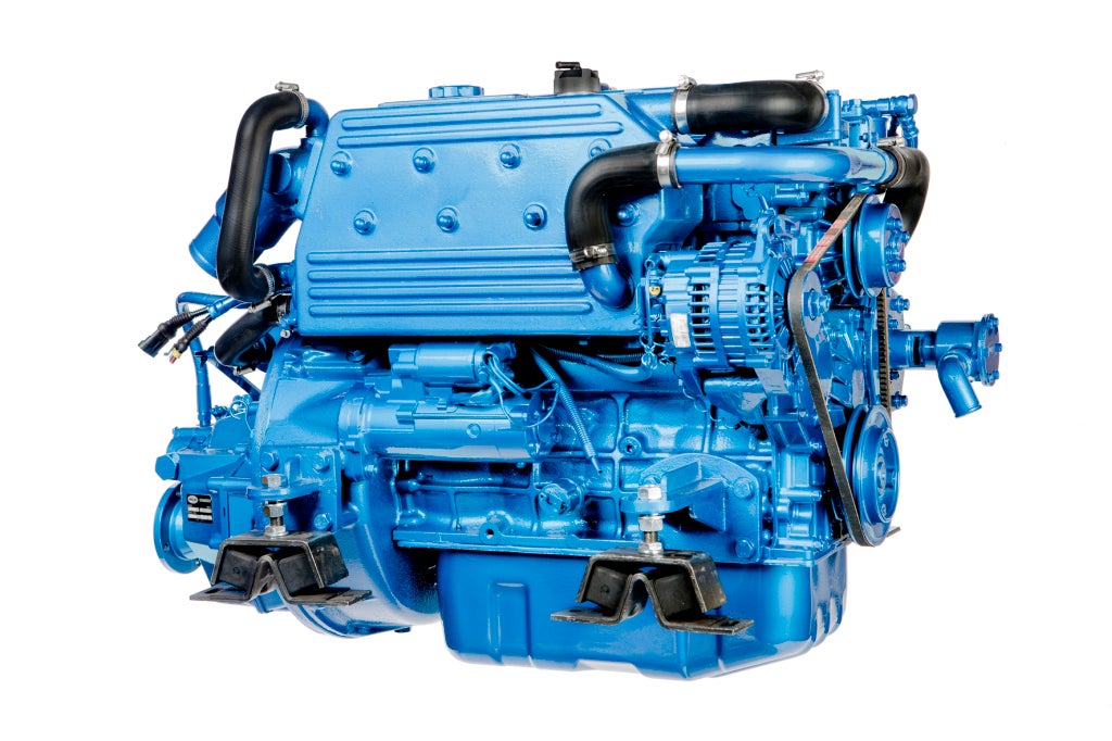 Solé Mini 74 Marinediesel 64PS mit hydraulischem Wendegetriebe Solé Mini 74 Marinediesel 64PS mit hydraulischem Wendegetriebe