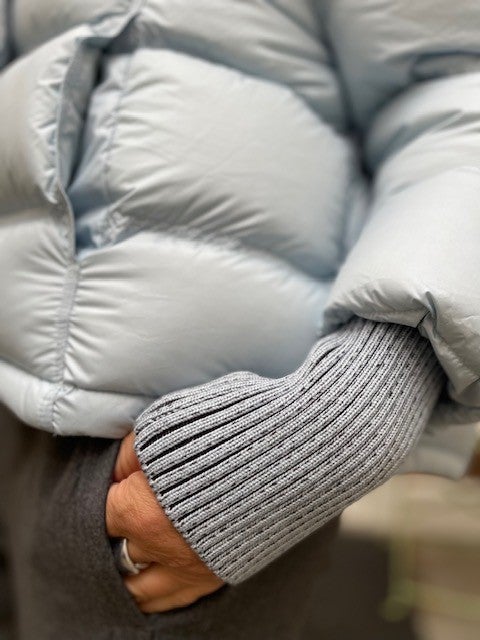 Steppjacke, Daunenjacke, Hellgrau, Rippstrickärmel, Steppmuster