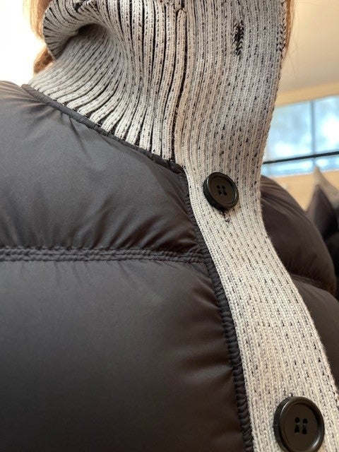 Steppjacke, Strickkragen, Rippstrick, Dunkelgrau, Knopfverschluss